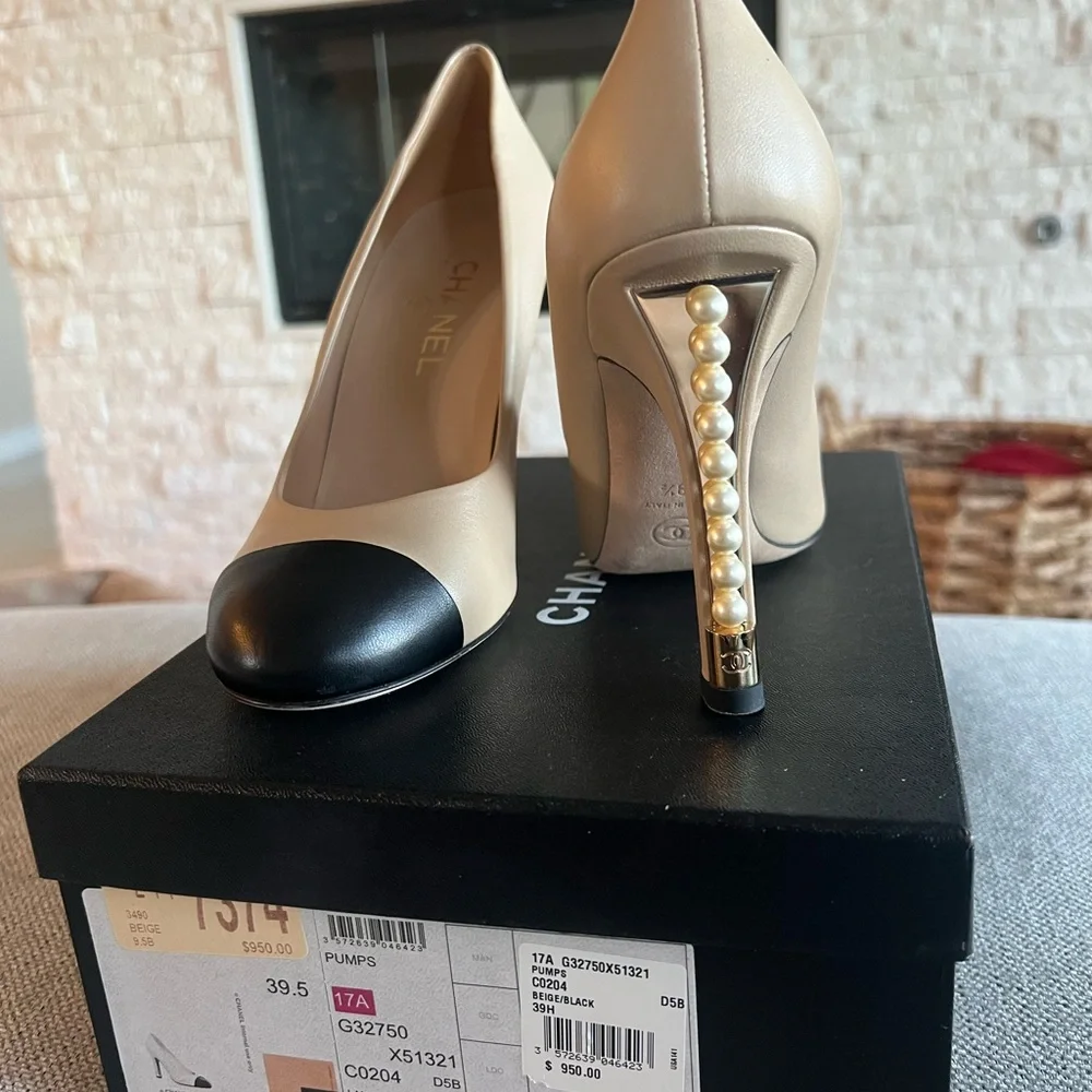 Chanel Authentic Beige and Black Women's Heels - Picture 2 of 5